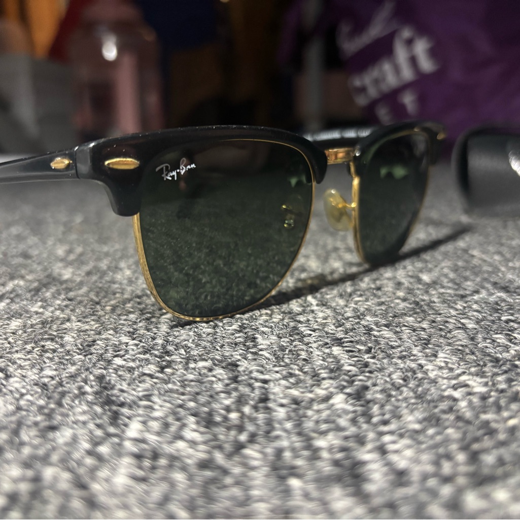 Ray-Ban Clubmaster Classic -Black And Gold-